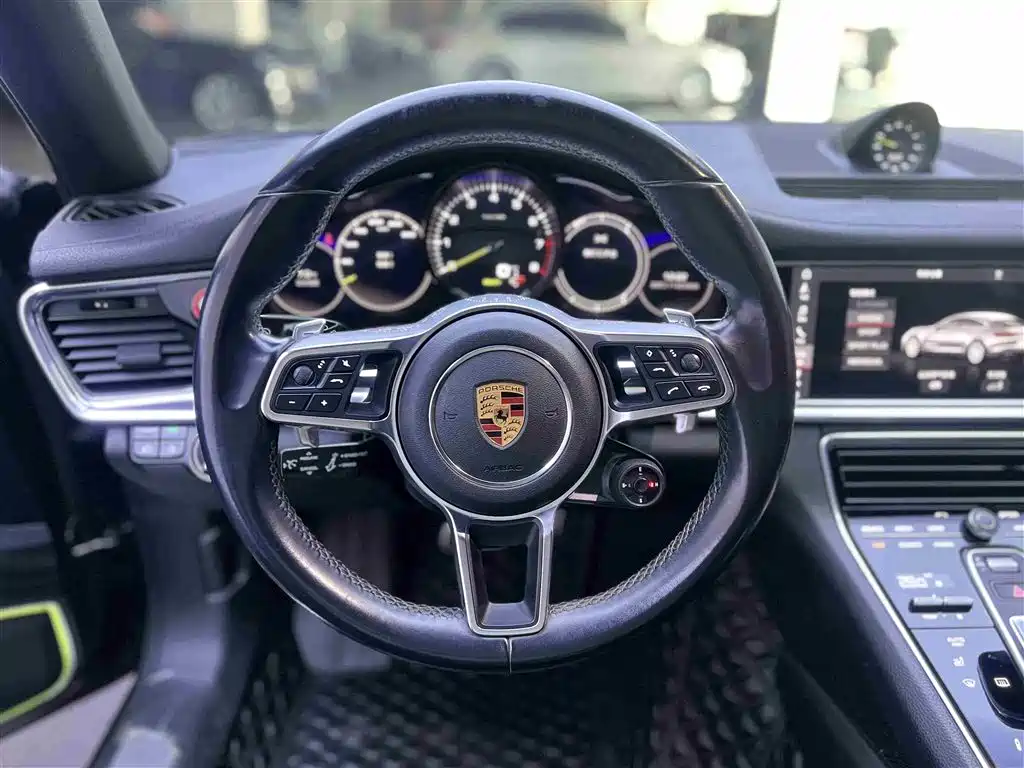 PORSCHE PANAMERA NEW ENERGY