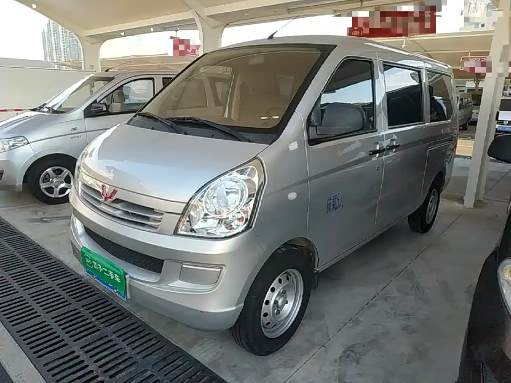 Wuling Rongguang S — миниатюра 2