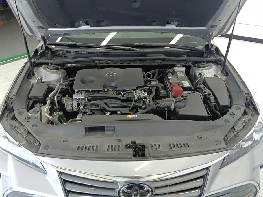 Toyota Avalon — миниатюра 10