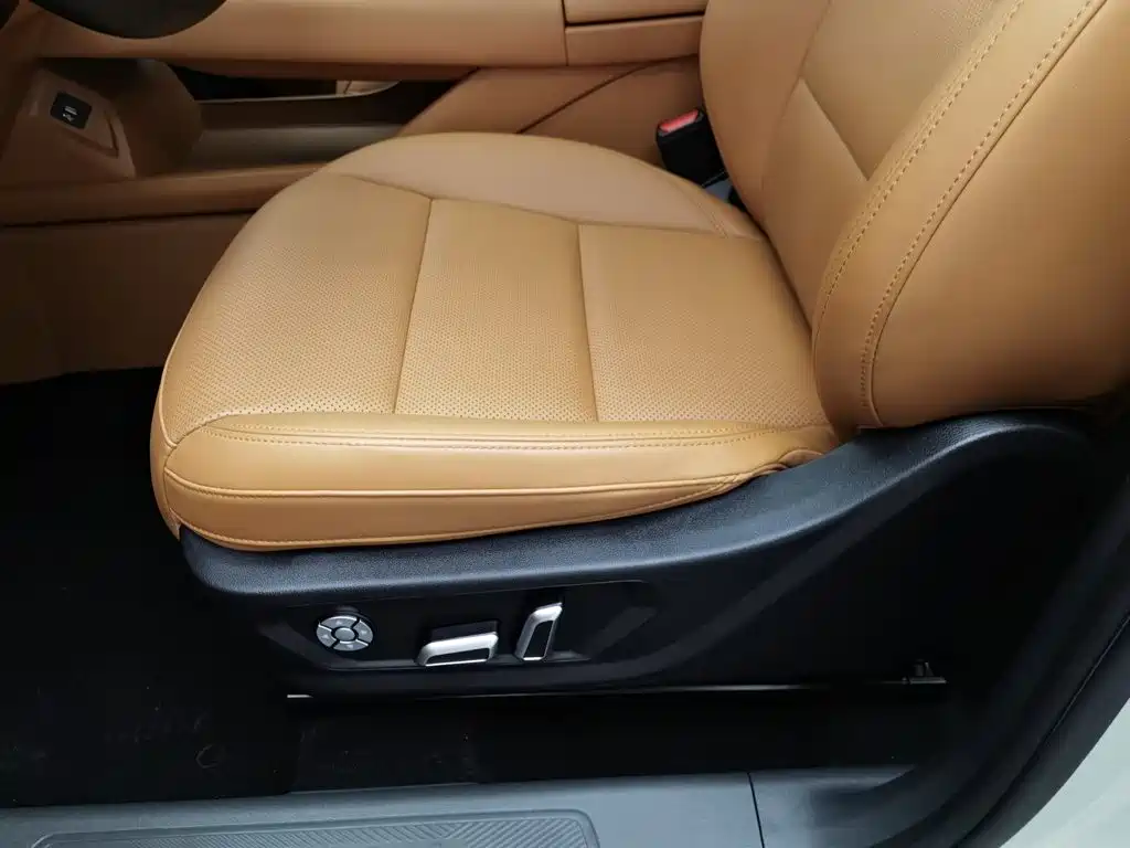 Haval Xiaolong MAX — миниатюра 20