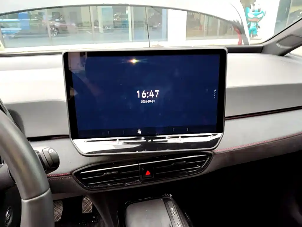 Volkswagen ID.3 — миниатюра 13