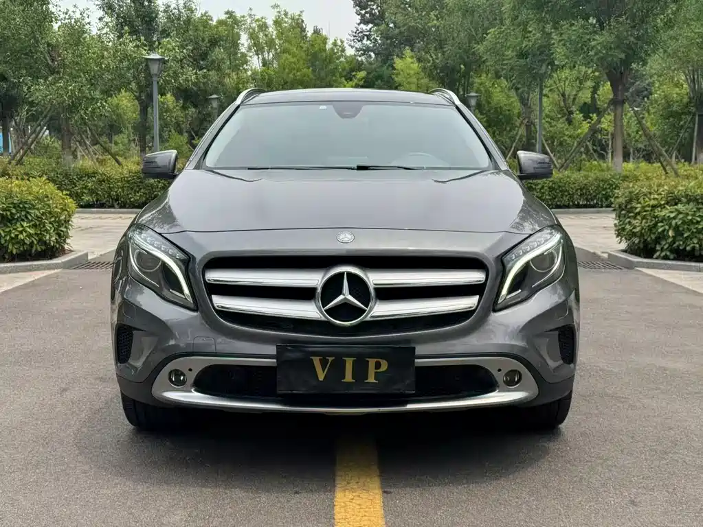 Mercedes-Benz GLA 2016 GLA 200 Fashion