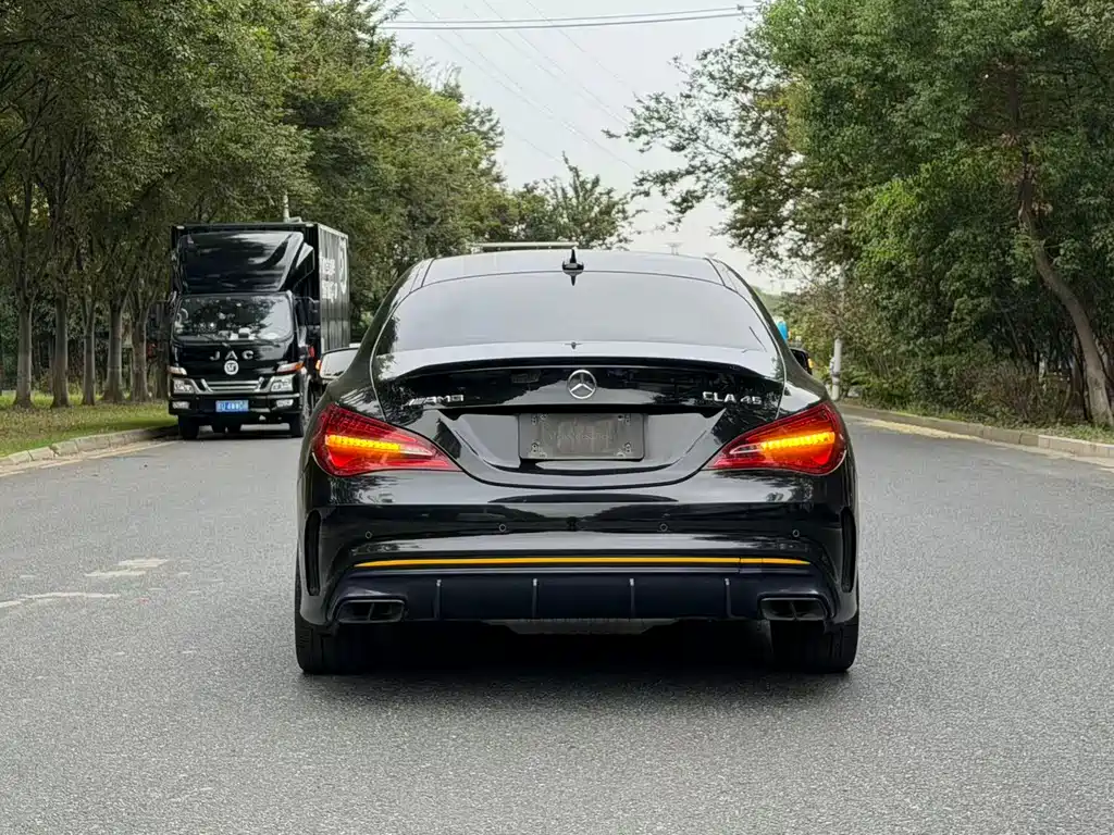 Mercedes-Benz CLA AMG — миниатюра 6