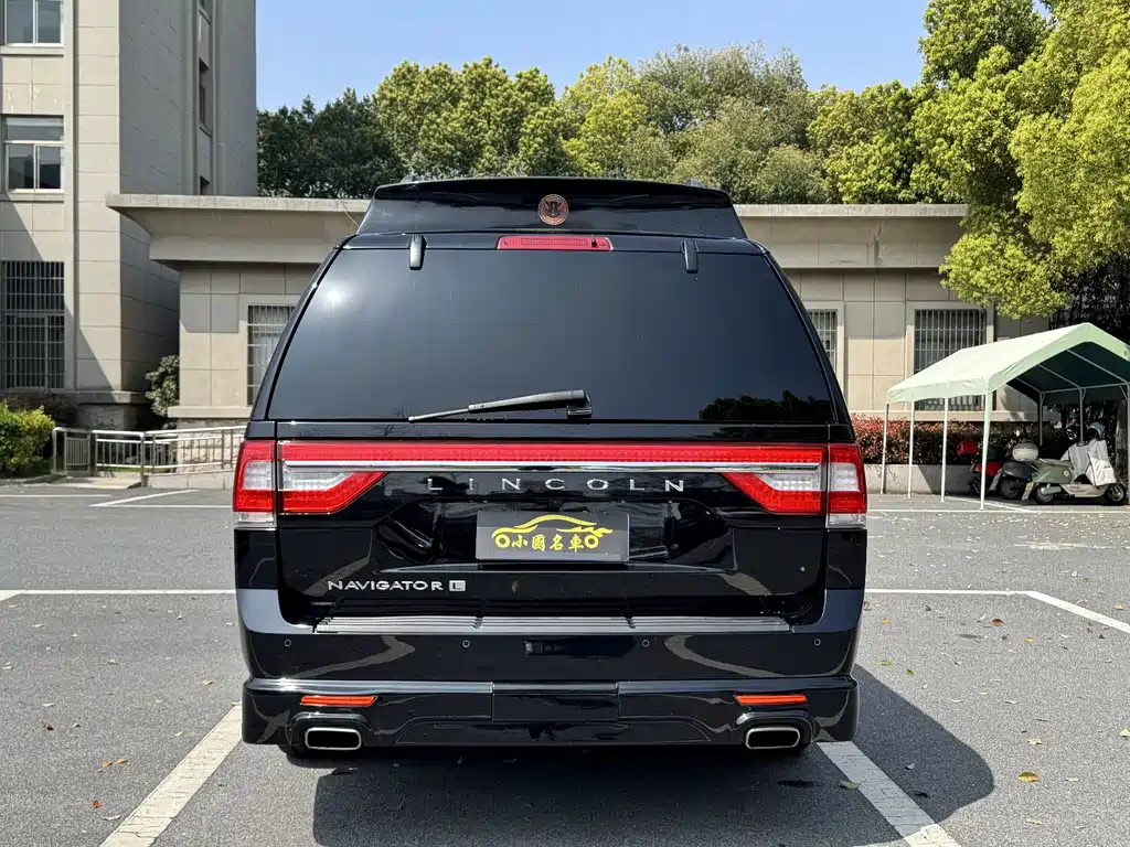 Lincoln Navigator 2018 3.5T V
