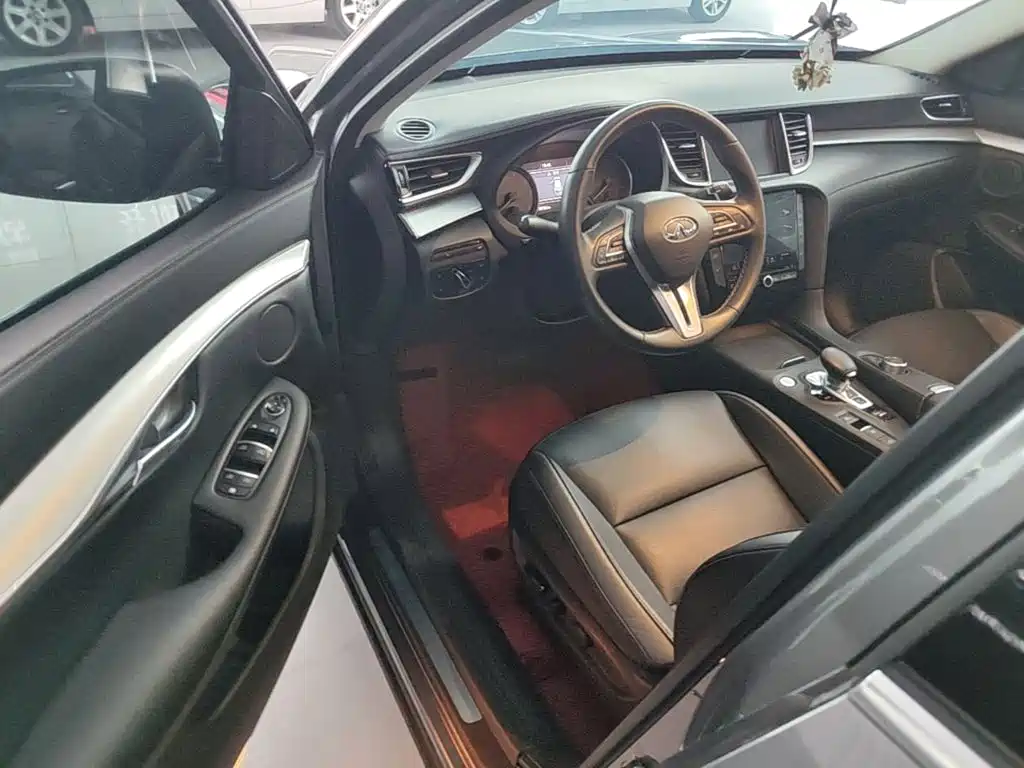 Infiniti QX50 — миниатюра 16