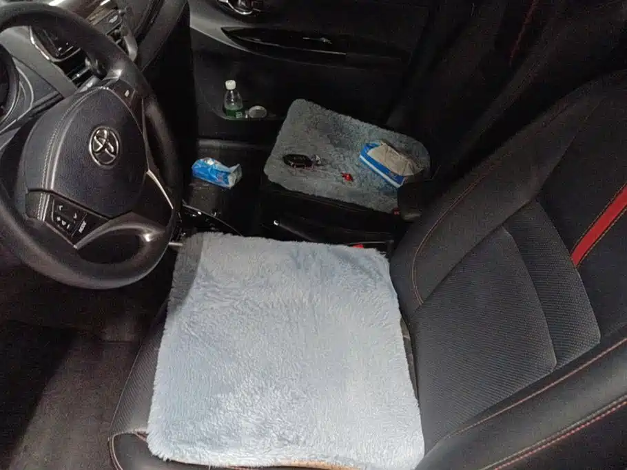Toyota Yaris L — миниатюра 9