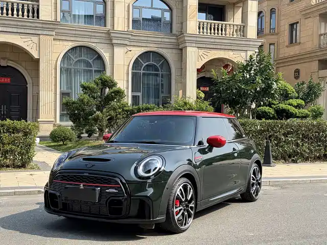 MINI JCW