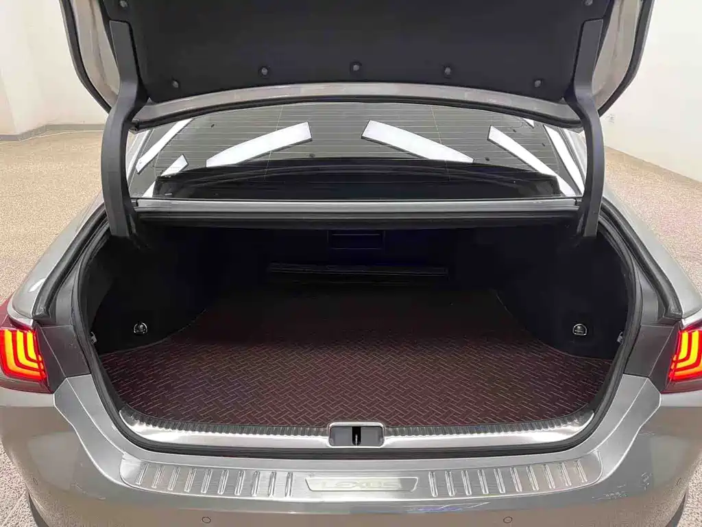 Lexus ES — миниатюра 27