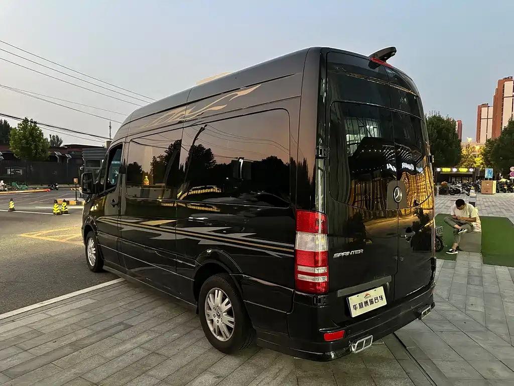 Mercedes-Benz Sprinter — миниатюра 12