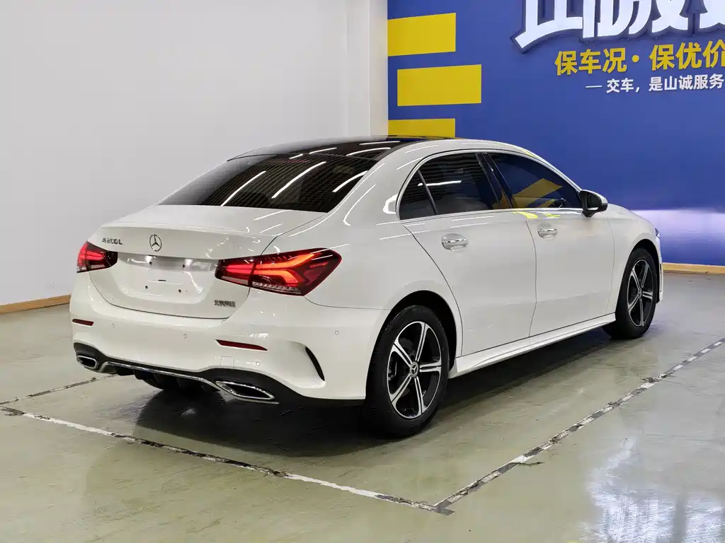 MERCEDES-BENZ A CLASS