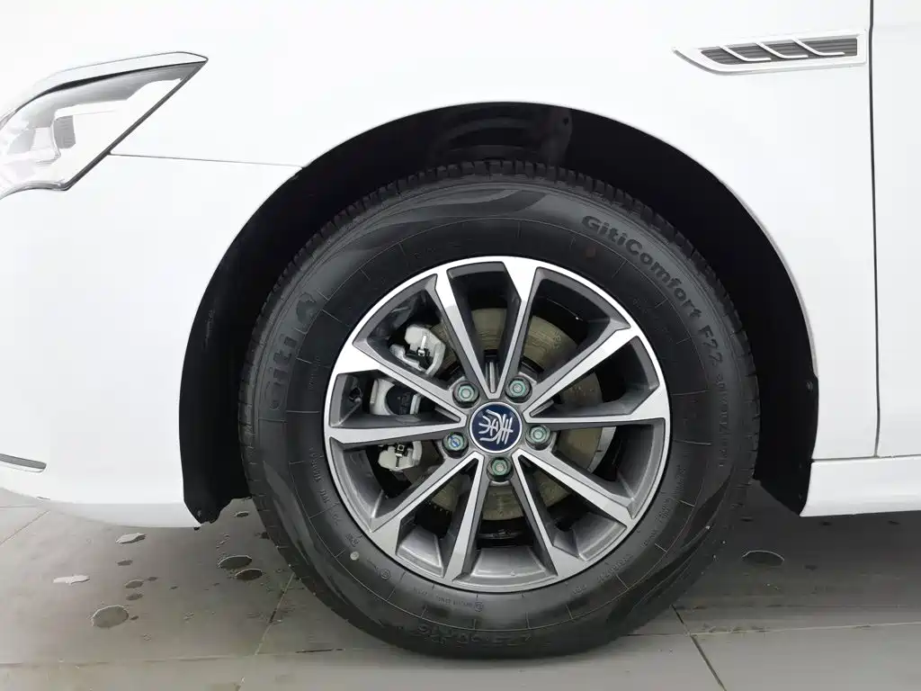 BYD Qin PLUS — миниатюра 17