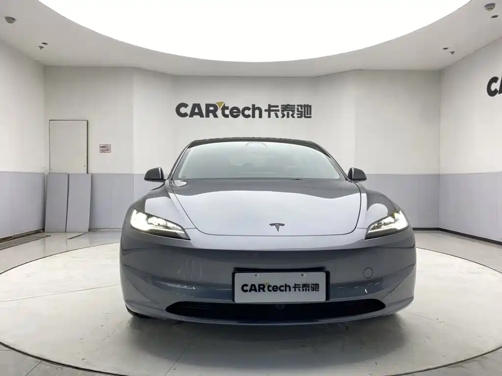 Tesla Model 3 — фотографии объявления, Фото 4