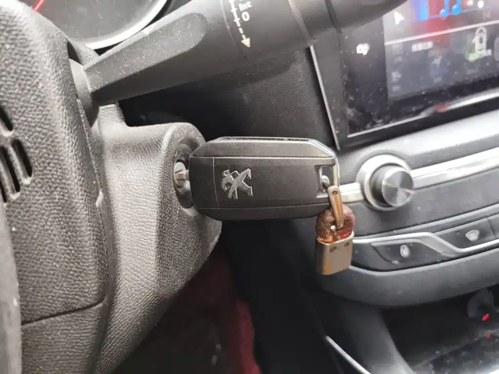 Peugeot 408 — миниатюра 9