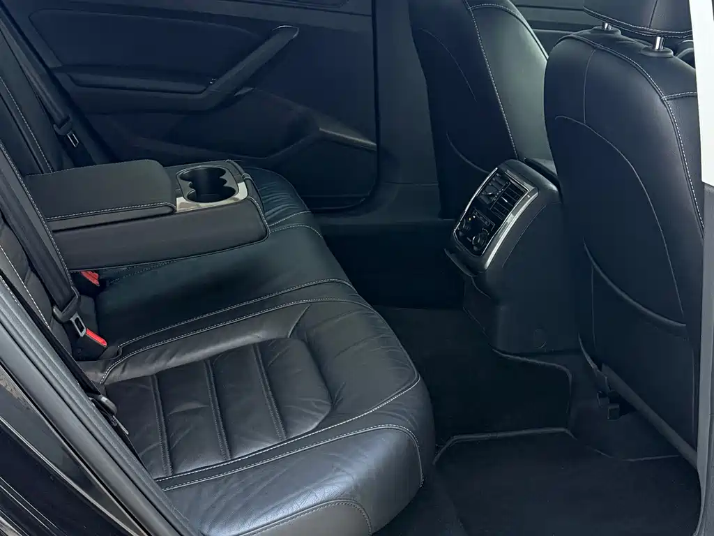 Volkswagen Passat — миниатюра 8