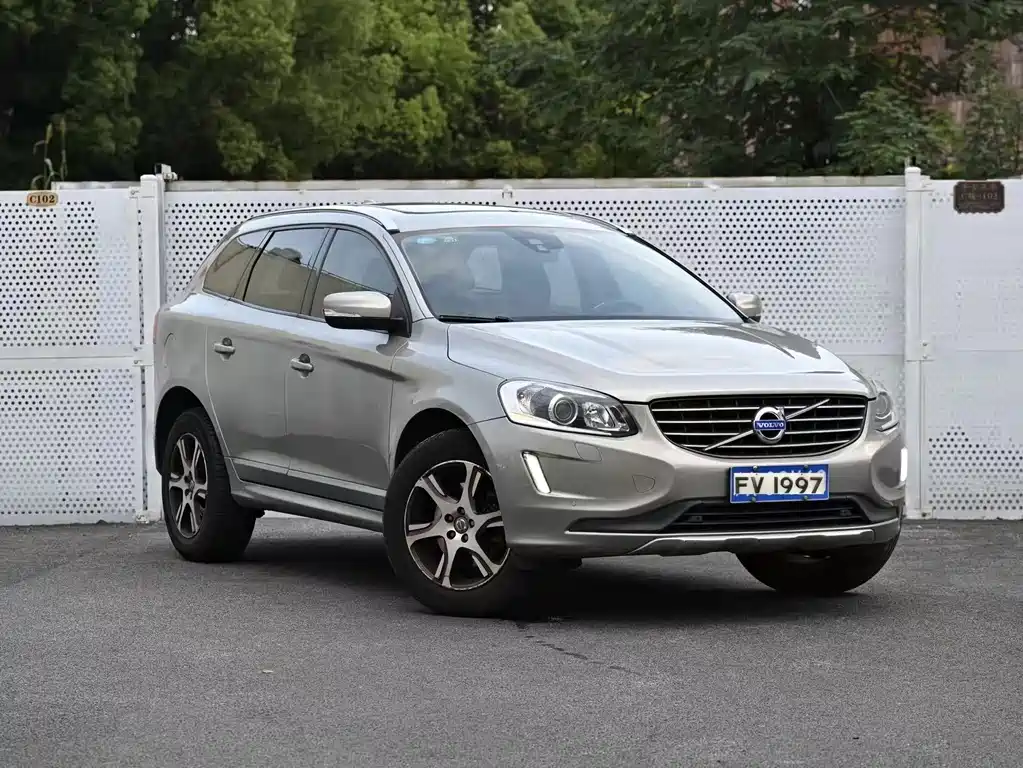 Volvo XC60 (Import) — миниатюра 12