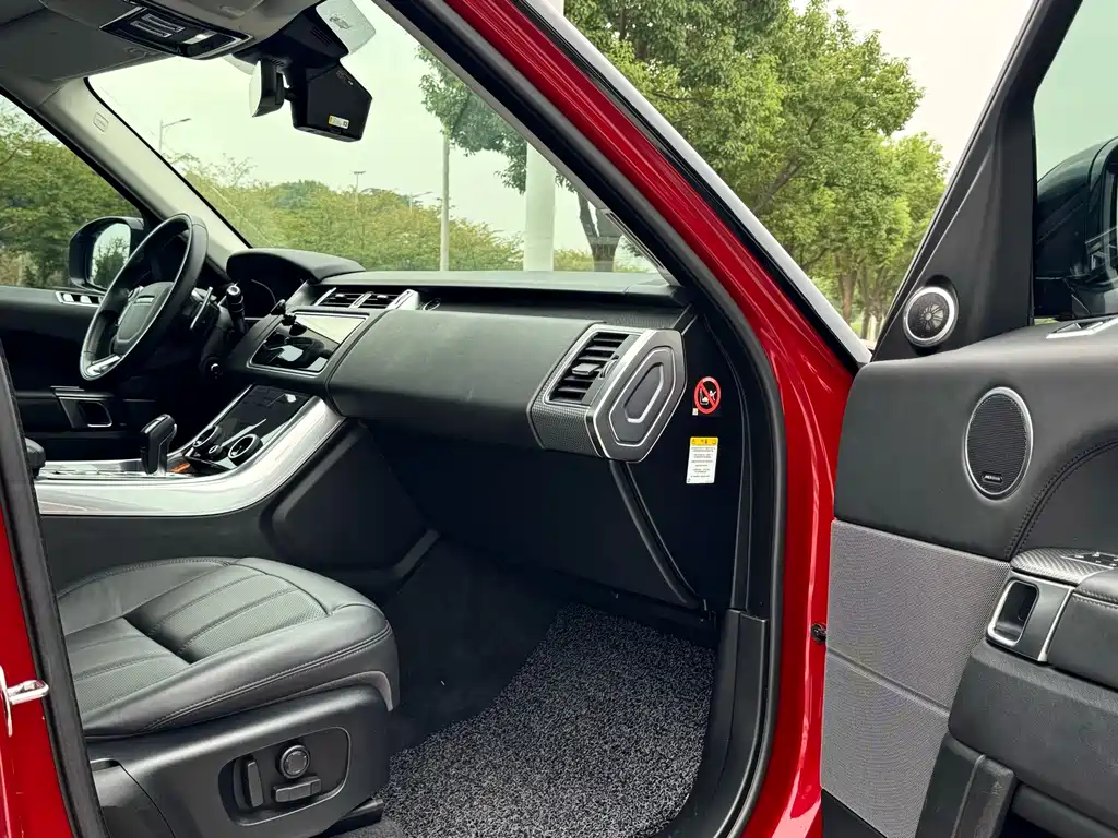 Land Rover Sport — миниатюра 14