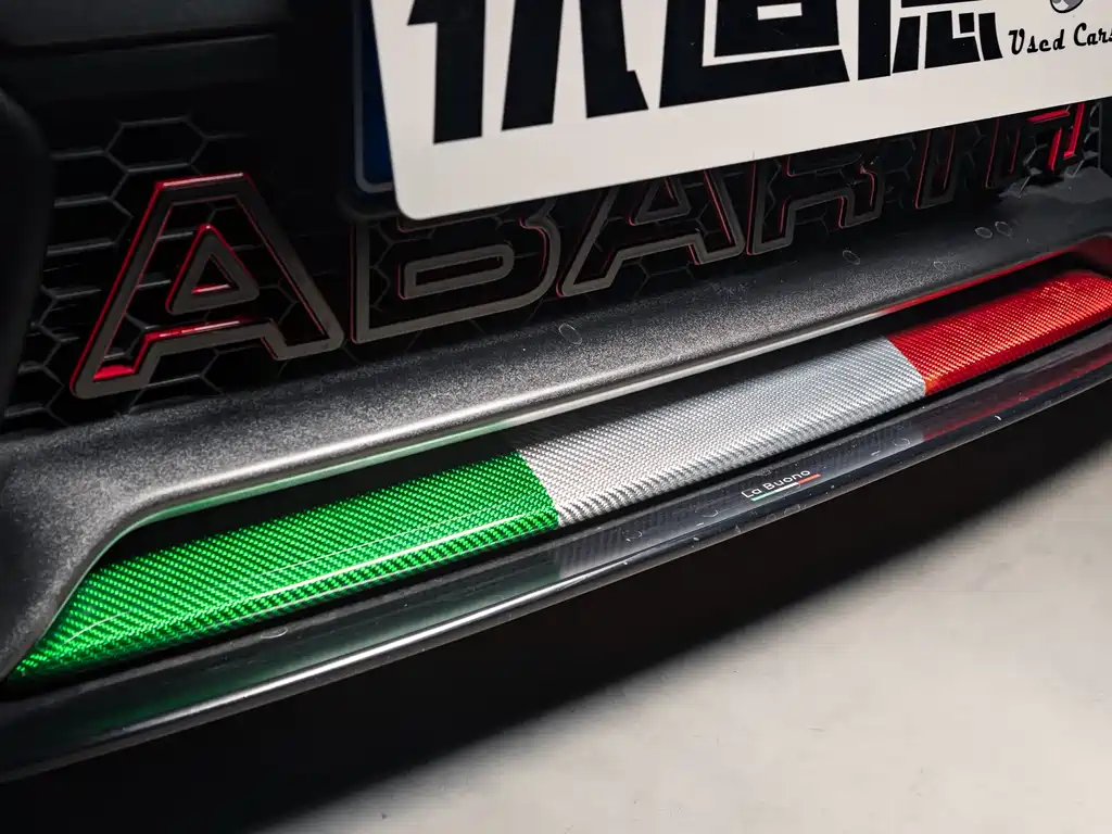Abarth 595 2023 1.4T competizione
