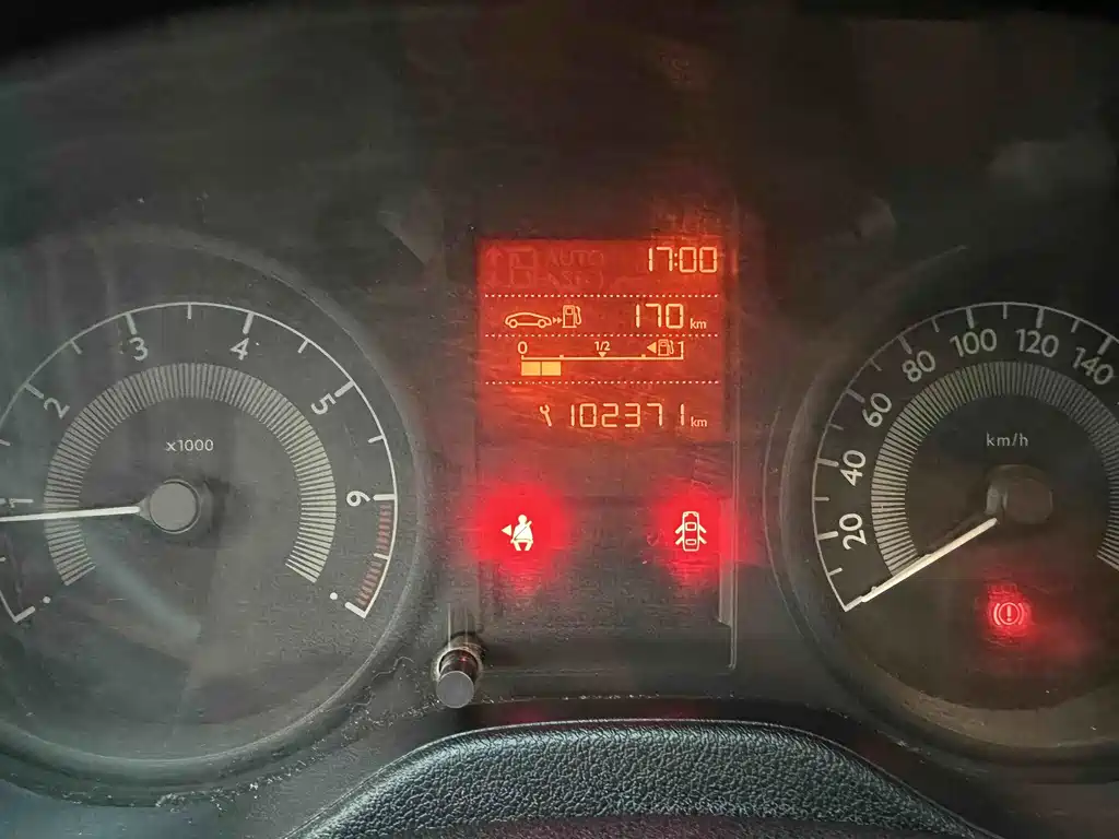 Peugeot 301 1.6L Manual Comfort Edition, фото 16
