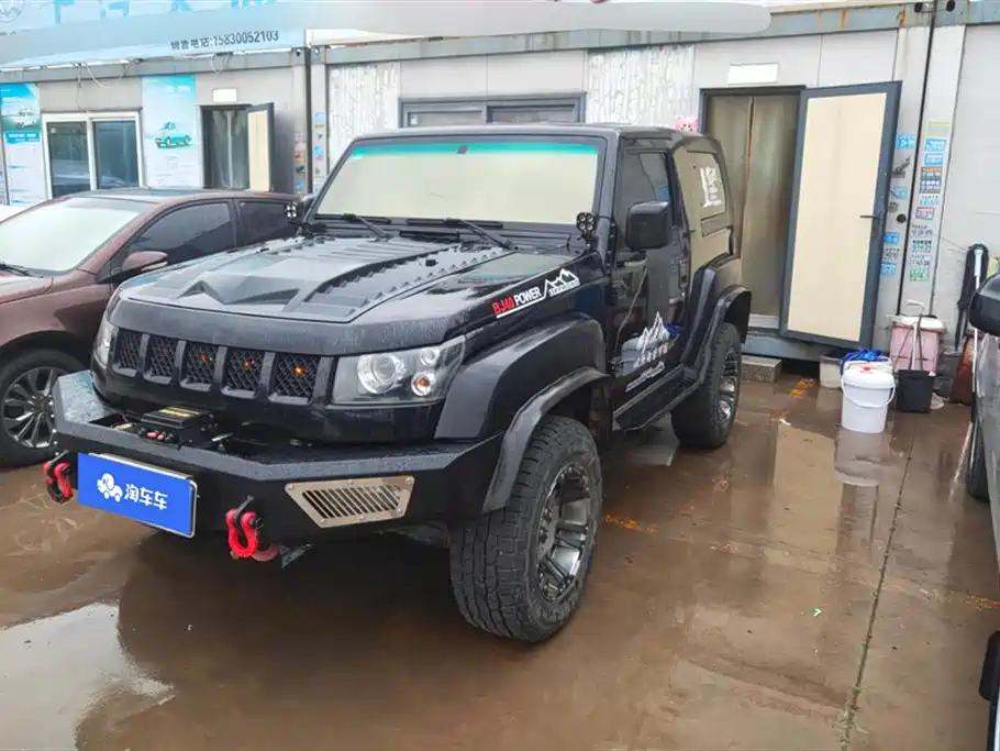 BAIC BJ40 2016 40L 2.0T MT Luxury
