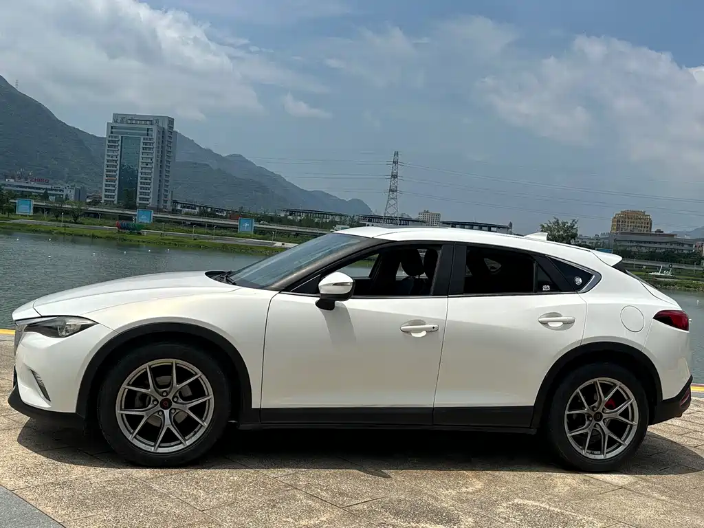 Mazda CX-4 2016 2.0L AT