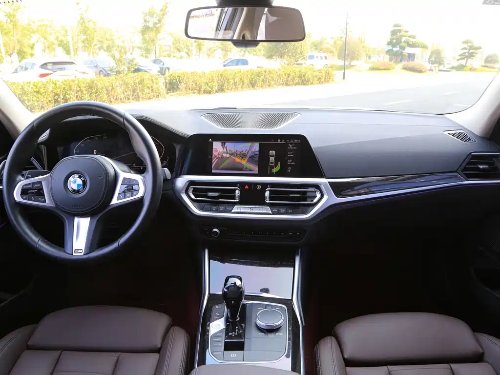 BMW 3 Series — миниатюра 4