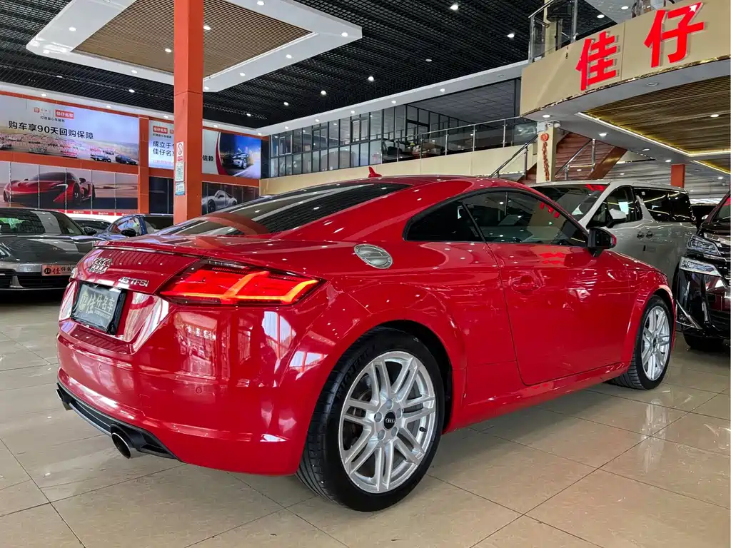 Audi TT — миниатюра 4
