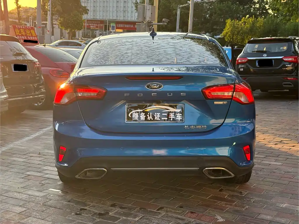 Ford Focus — миниатюра 5