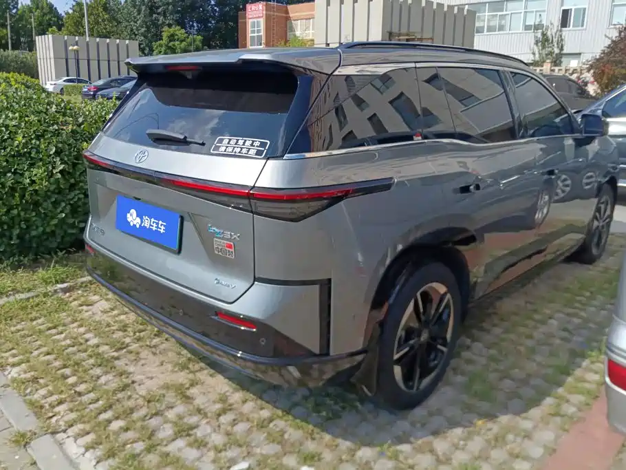 Toyota bZ3X — миниатюра 3
