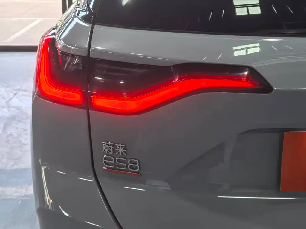 NIO NIO ES8