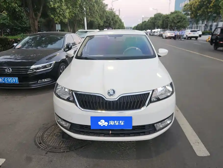 Skoda Rapid — миниатюра 2