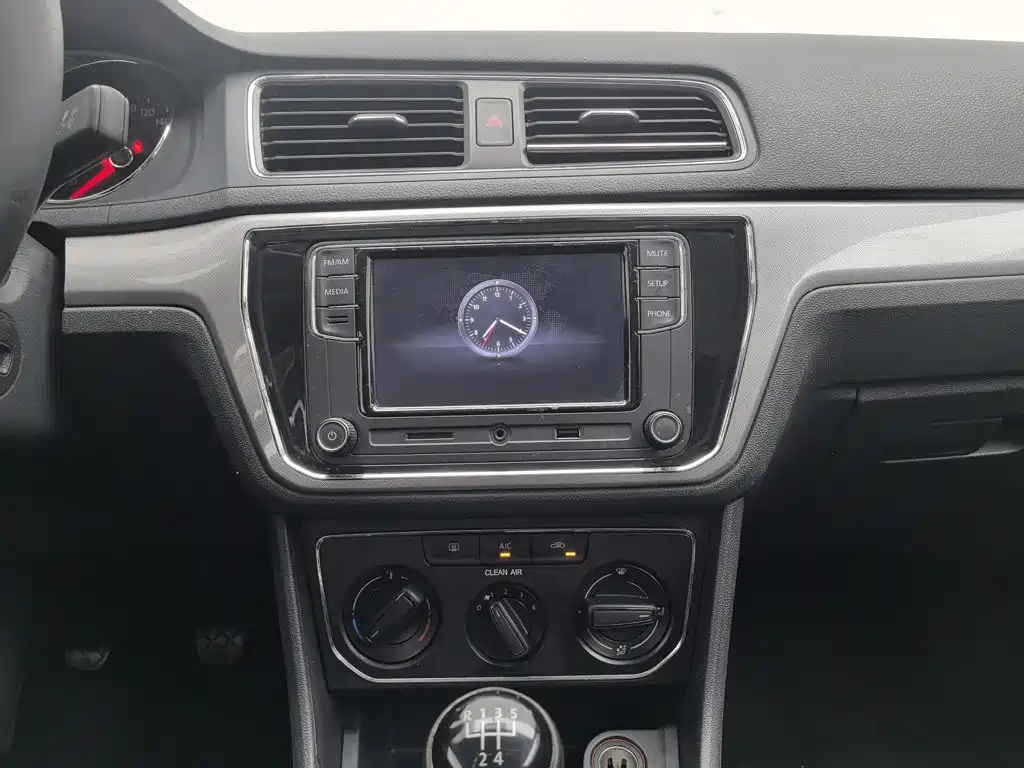Volkswagen Lavida — миниатюра 12