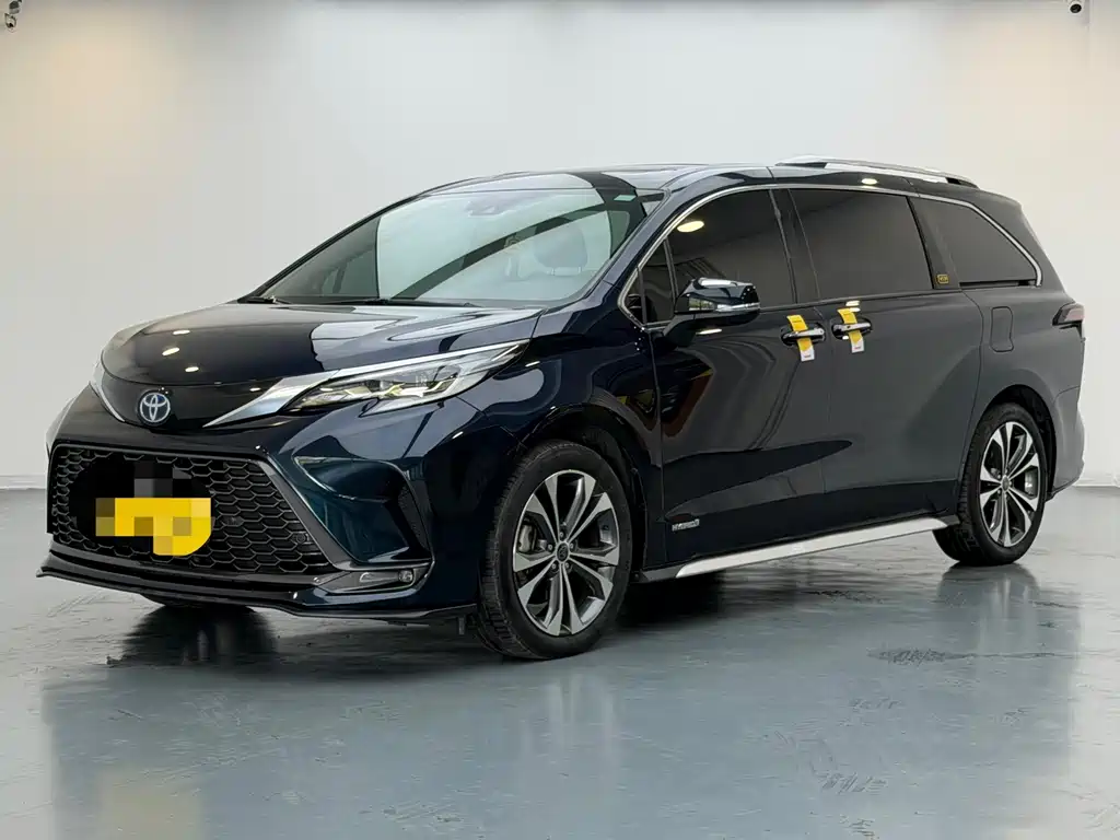 Toyota Granvia 2023