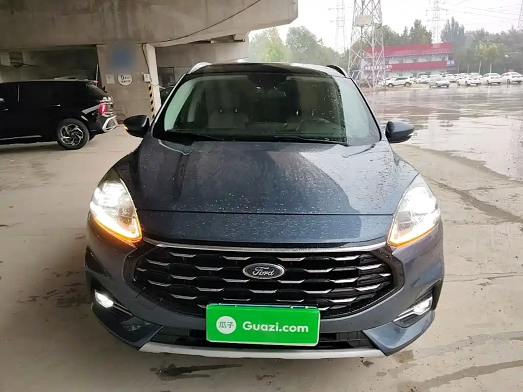 Ford Escape — миниатюра 3
