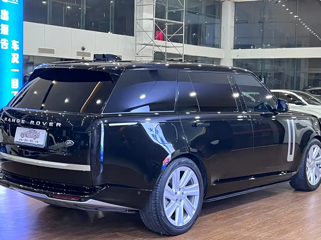 Land Rover Range Rover — миниатюра 6