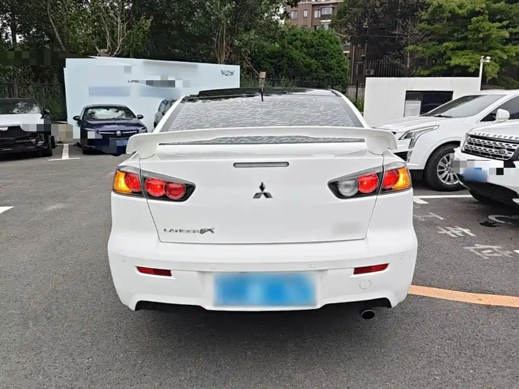 Mitsubishi Lancer EX — миниатюра 6