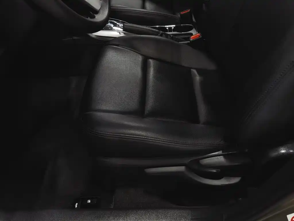 Toyota Corolla — миниатюра 20