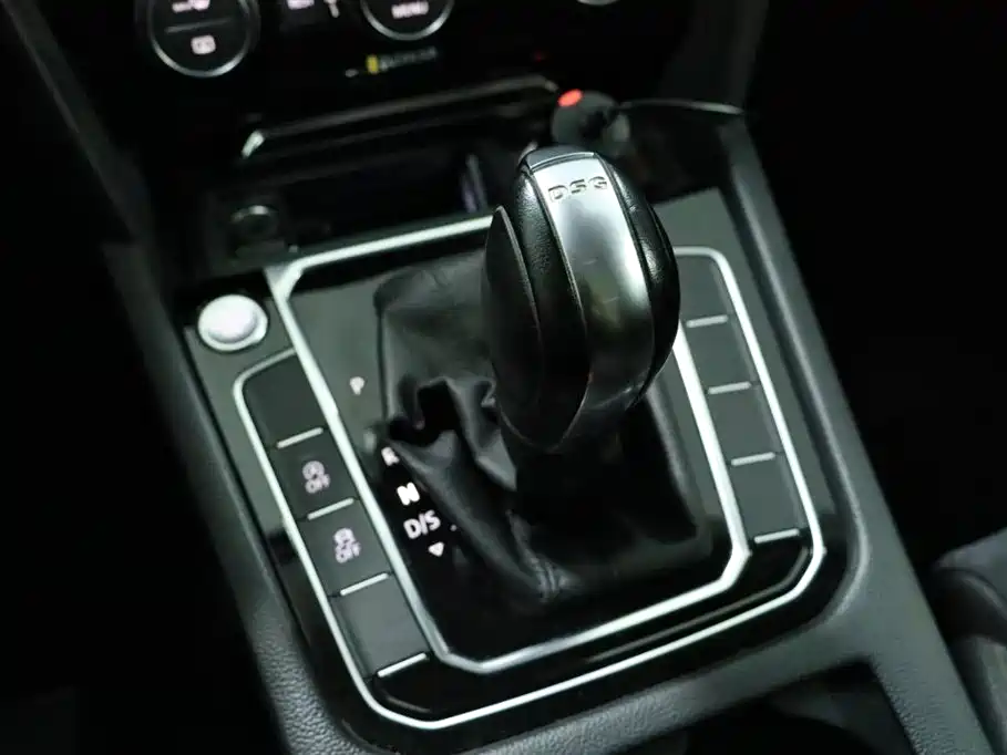 Volkswagen Magotan — миниатюра 12
