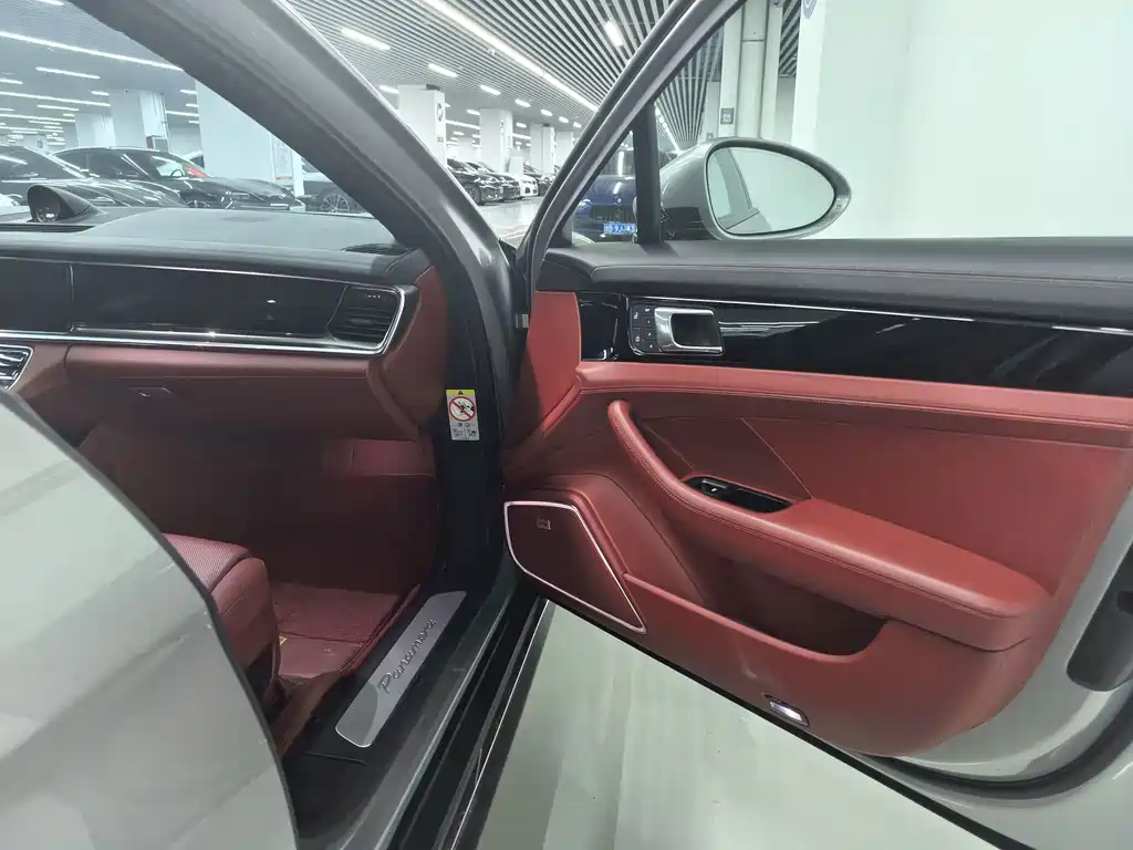 Porsche Panamera — миниатюра 14