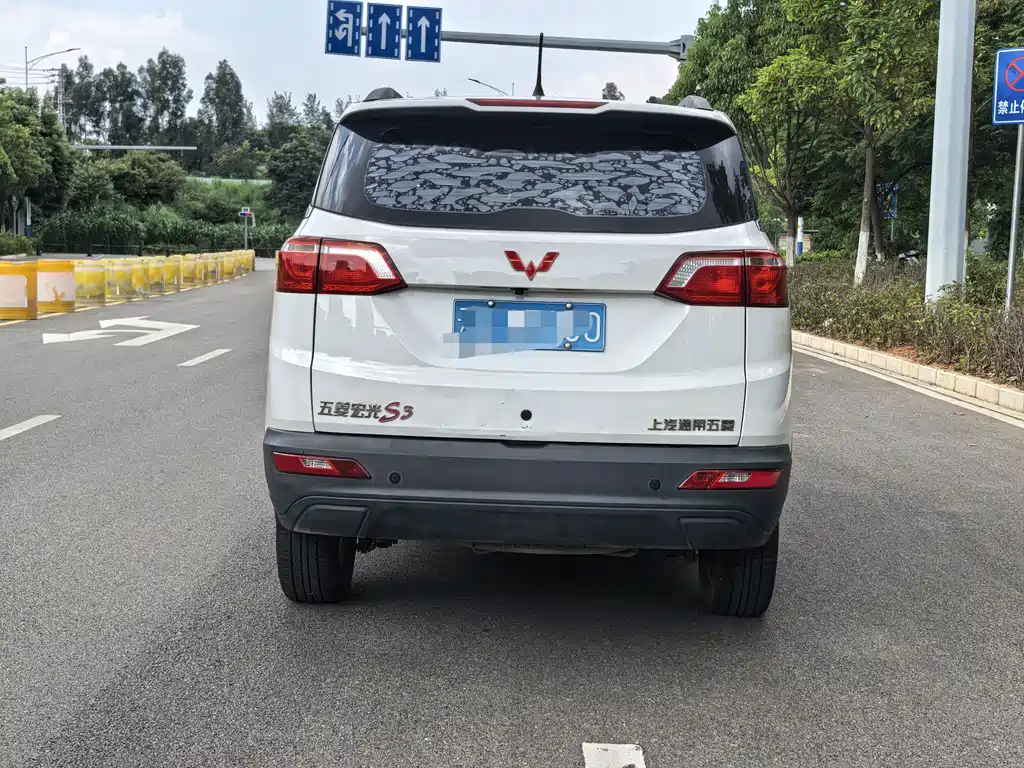 Wuling Hongguang S3 — миниатюра 4