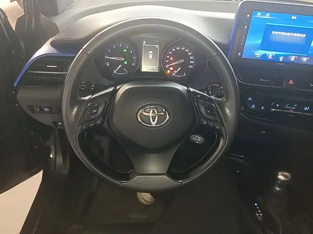 Toyota IZOA — миниатюра 11