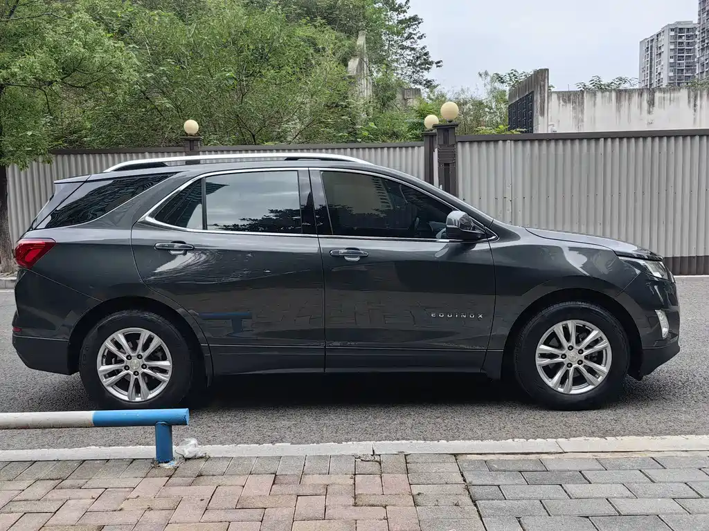Chevrolet Equinox — миниатюра 4