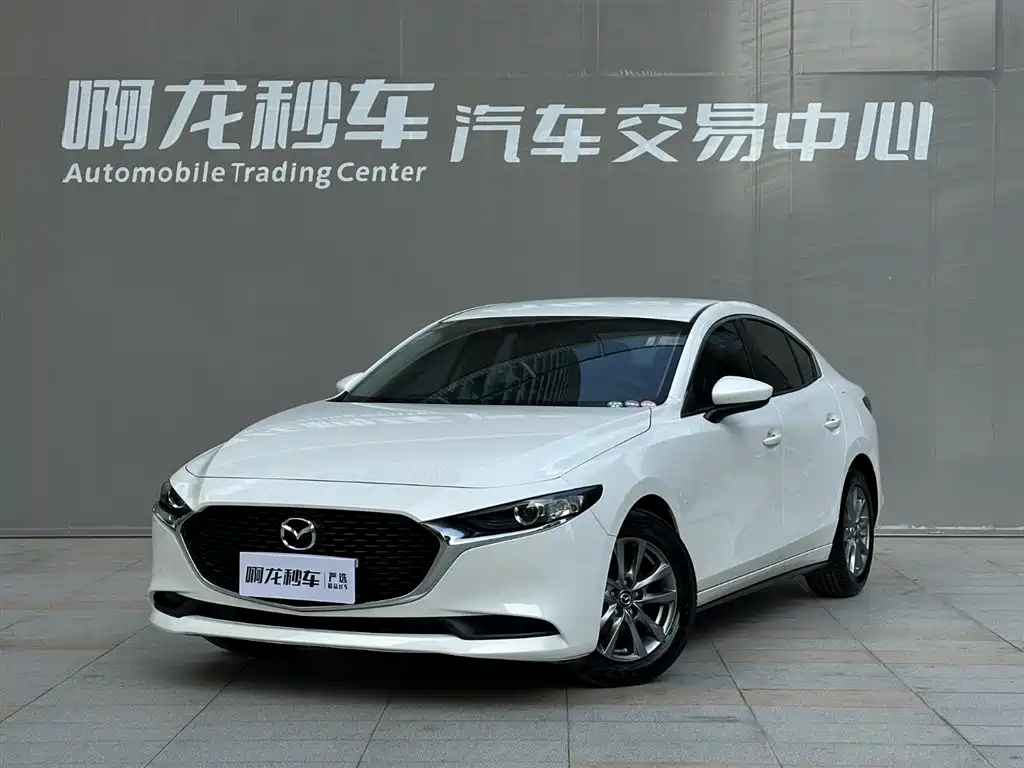 Mazda 3 Axela 2022