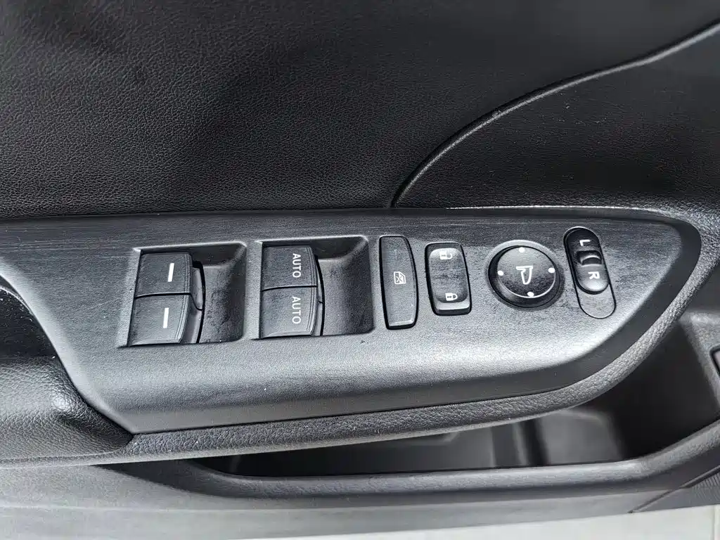 Honda Civic — миниатюра 9