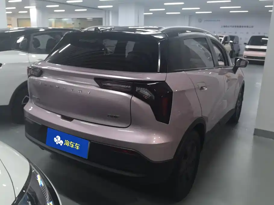 Geely E Firefly E 2023 401KM 5 мест