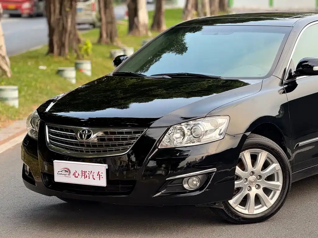 Toyota Camry — миниатюра 15