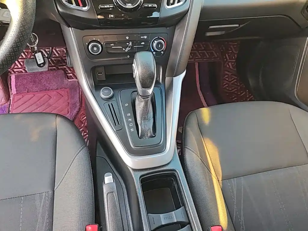Ford Focus — миниатюра 14