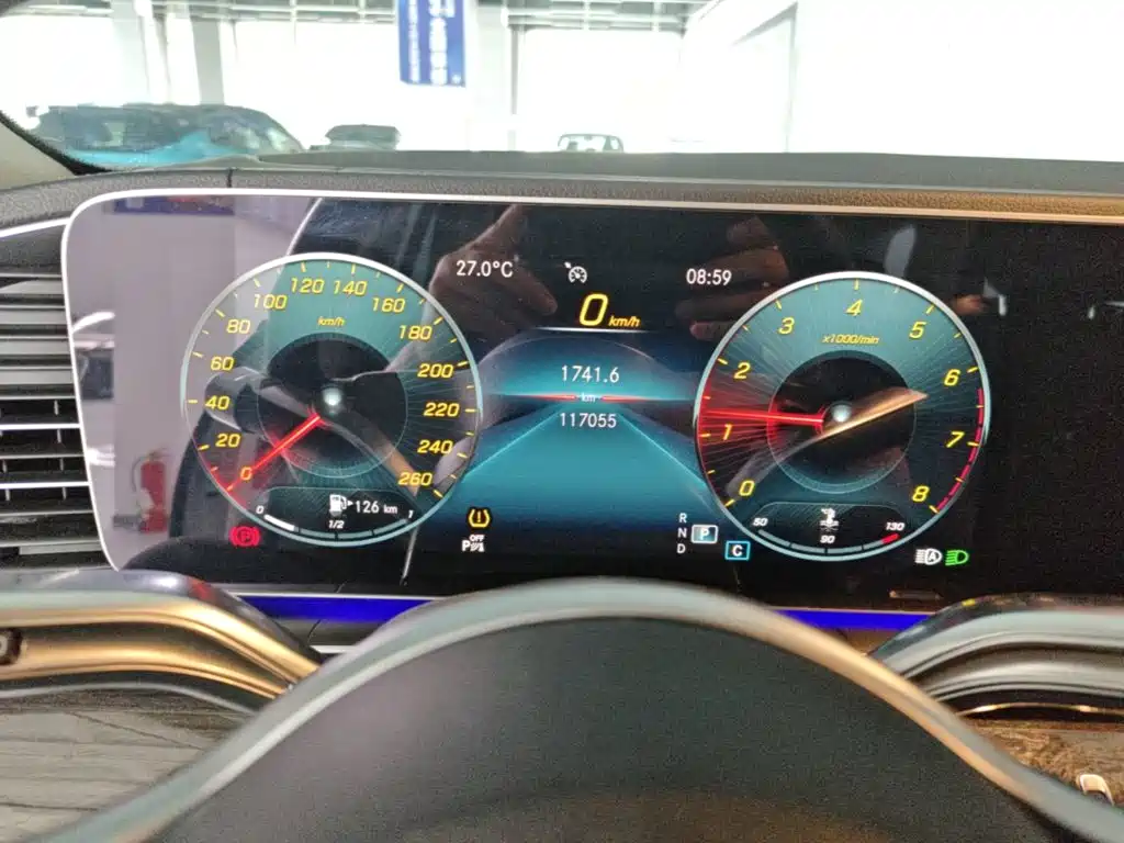 Mercedes-Benz GLE (Import) — миниатюра 12