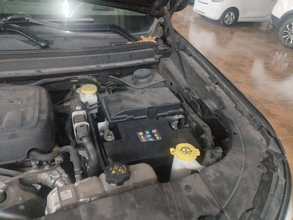 Jeep Grand Commander — миниатюра 21