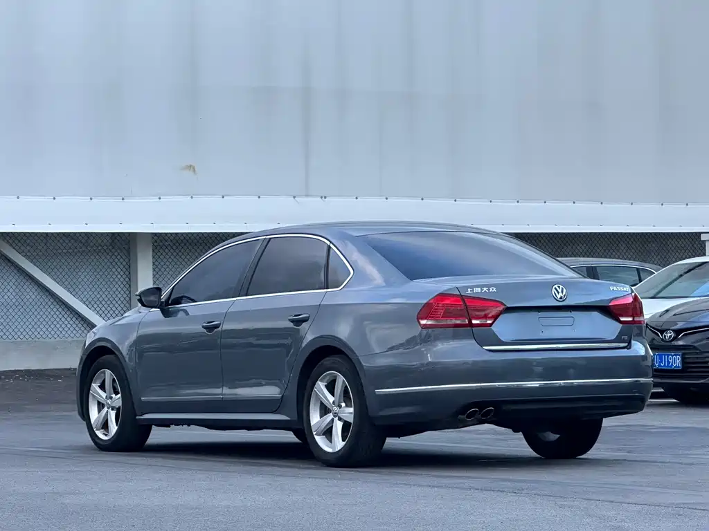 Volkswagen Passat — миниатюра 8