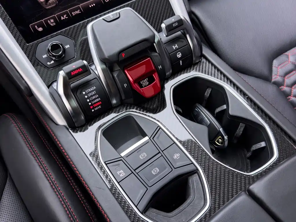Lamborghini Urus — миниатюра 21